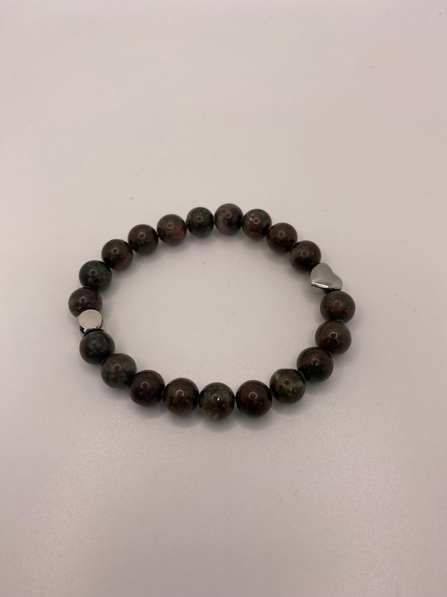 Kogelarmband Pure Stone Granaat zilver hart 8mm