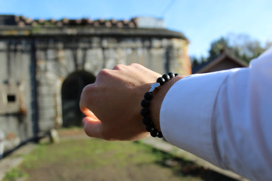 Kogelarmband Pure Stone Matte Onyx Zilver Kruis 8mm